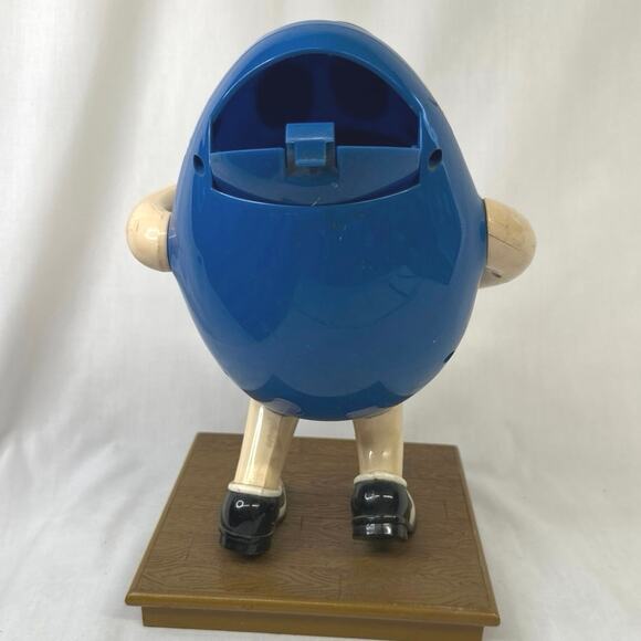 Vintage MM Candy Dispenser Blue Peanut M&M Toy Official 10" Tested Works - Picture 2 of 7